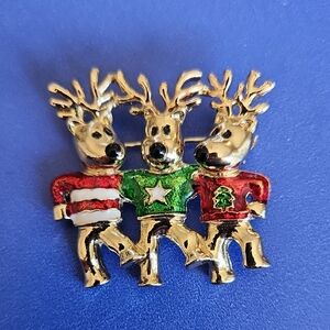 Festive Reindeer Trio Gold Brooch